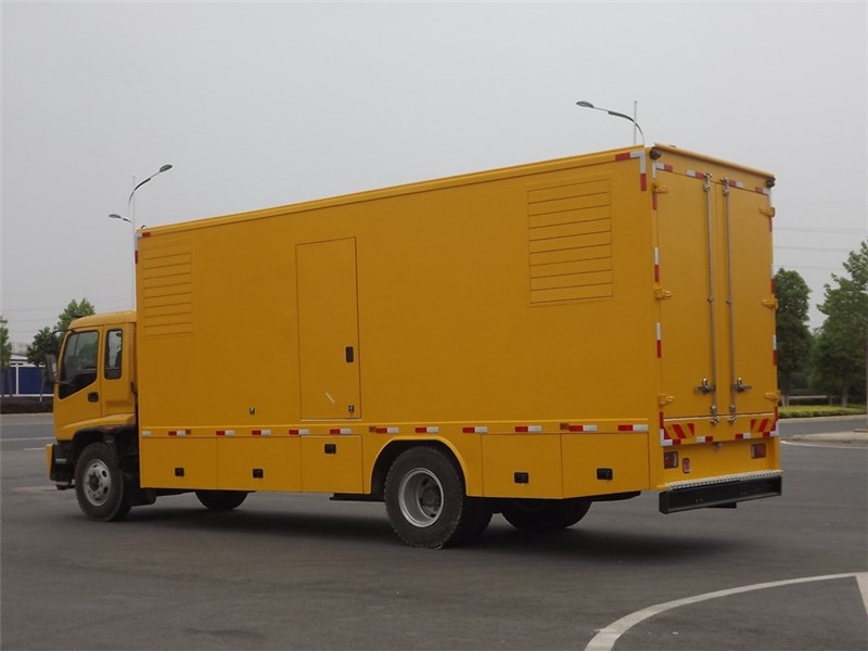 绥化发电车出租- 柴油发电机油箱怎么清洗