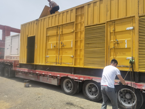 绥化除了负载情况和发动机维护，还有哪些因素会影响 200kw 柴油发电机的油耗？