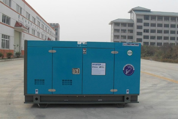 绥化发电机租赁发电机组的换季保养注意事项