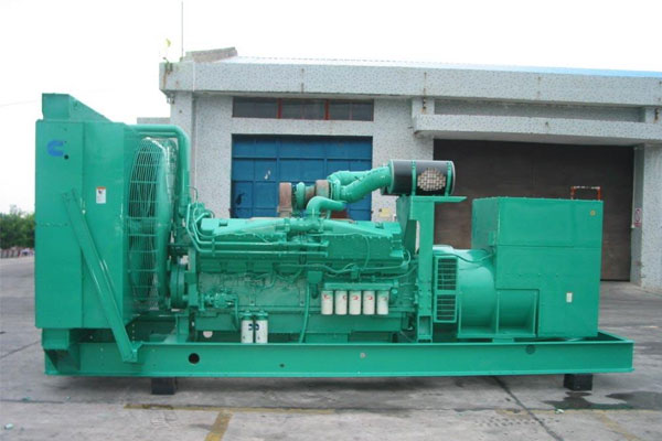 绥化工厂发电机应急发电时如何更准确地检查发电机状态？